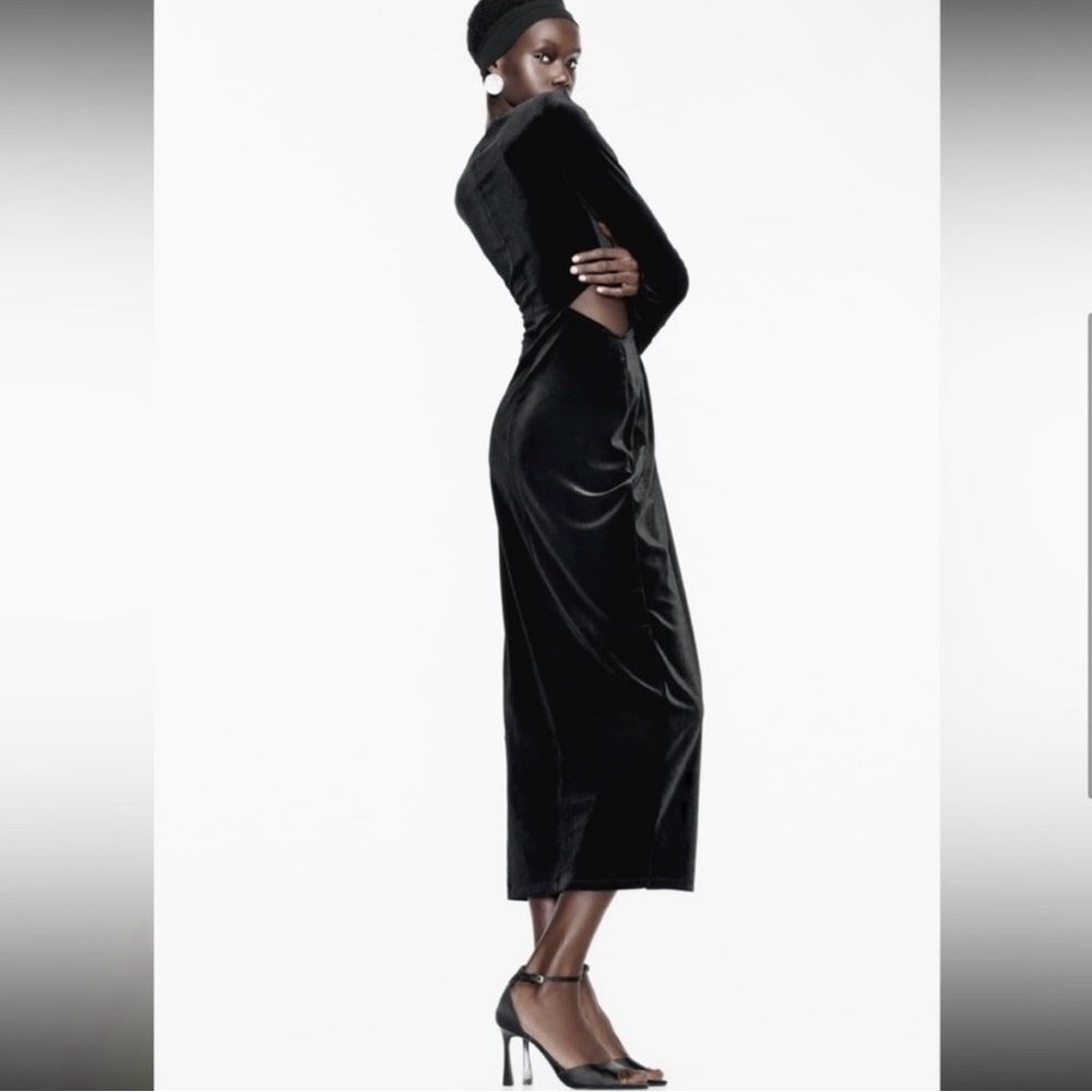 NWT ZARA VELVET MIDI CUTOUT DRESS - M - Picture 9 of 13